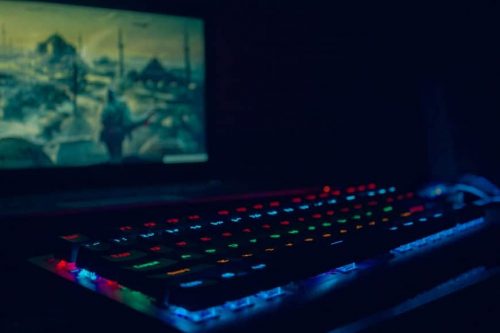 gaming keyboard and monitor
